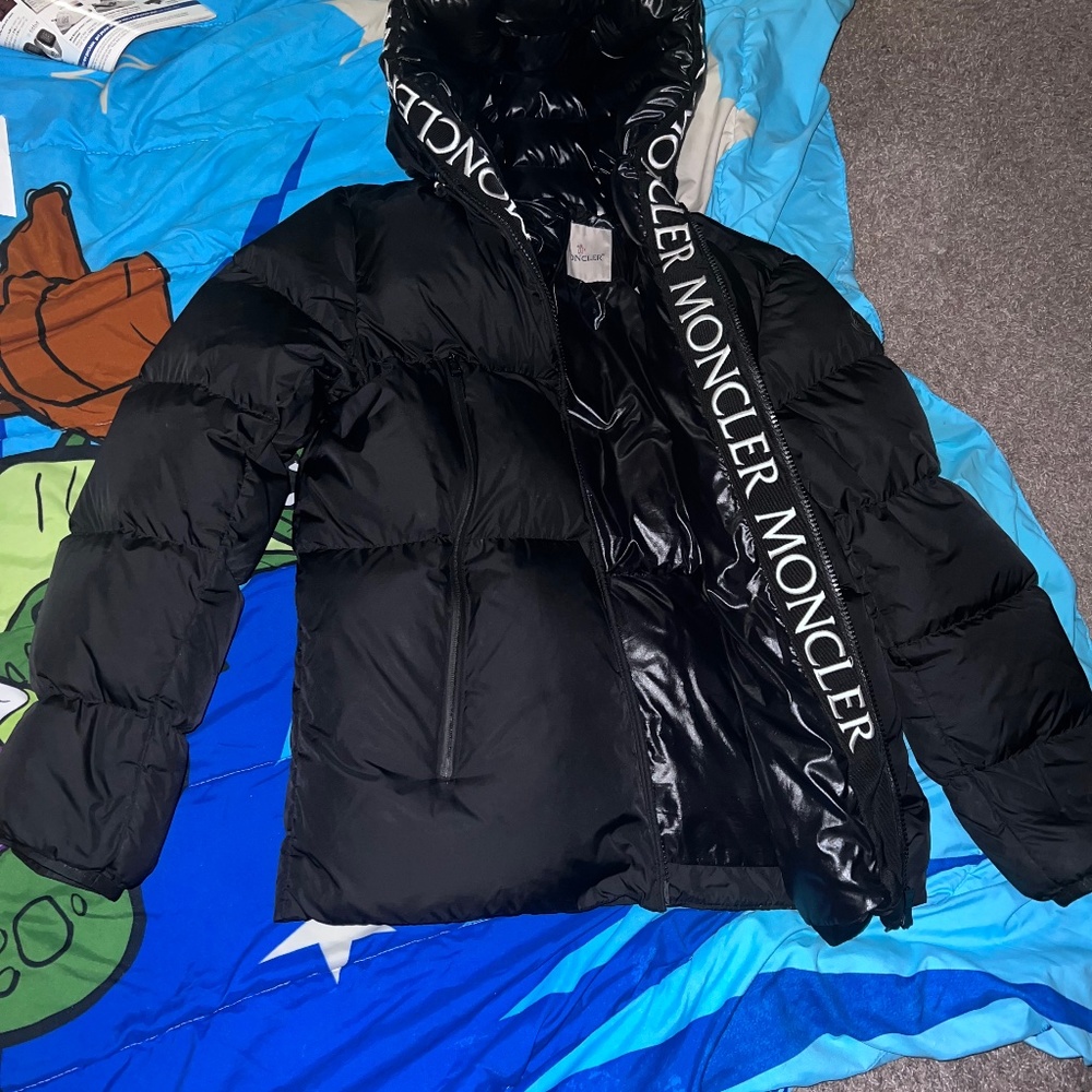 MONCLER